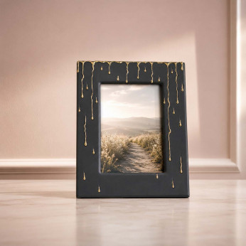 Bongelli Preziosi Cornice portafoto in marmorino con decori a goccia design moderno ed elagante Rugiada