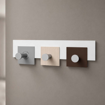 CalleaDesign Appendiabiti decorativo da parete con sagoma in legno e 3 ganci CoatRack