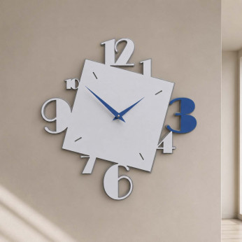CalleaDesign Orologio da parete in legno dal design moderno con quadrante con numeri Justine