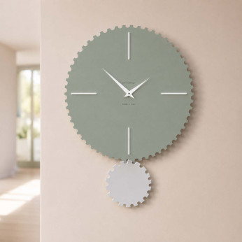 CalleaDesign Orologio da parete moderno con pendolo in legno sagomato e finiture eleganti Riz