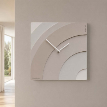 CalleaDesign Orologio da parete quadrato in legno con design moderno e lancette in metallo Waves