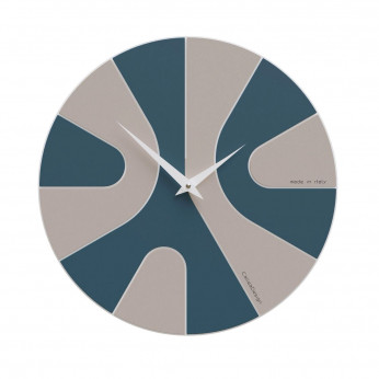 CalleaDesign Orologio da parete rotondo in legno con design asimmetrico e lancette in metallo AsYm