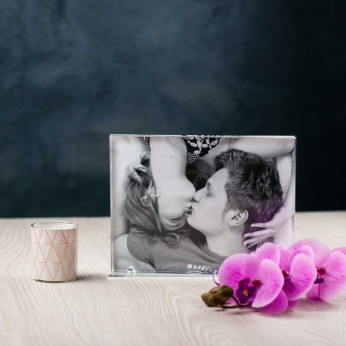 Vesta Portafoto da tavolo in plexiglass dalle linee moderne Block
