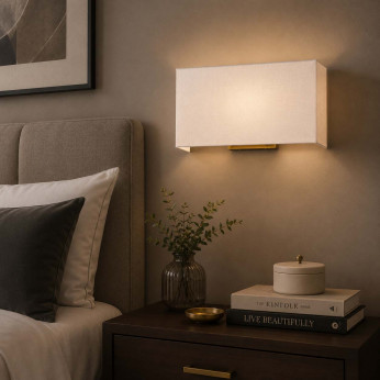Elstead Lighting Applique moderna grande con struttura in acciaio e paralume in tessuto Riley
