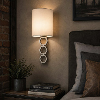 Elstead Lighting Applique piccola con struttura in acciaio e diffusore in tessuto curvo Clark