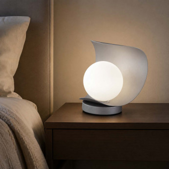 Fabas Luce Abatjour LED moderna in metallo con paralume in vetro Adria