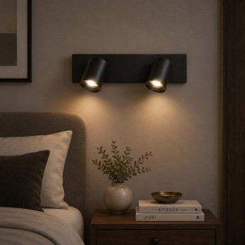 Fabas Luce Applique da parete con doppio faretto orientabile dal design moderno Modo