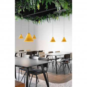 Fabas Luce Lampada a sopensione con struttura in metallo e diffusore a cono in PVC Cone