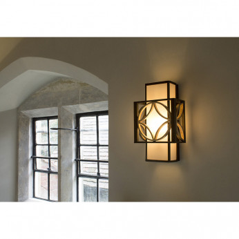 Feiss Applique da parete classica in ferro con diffusore in vetro a 1 luce Remy