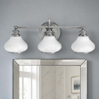 Hinkley Lampada da parete a LED per bagno in acciaio con 3 diffusori in vetro Ainsley