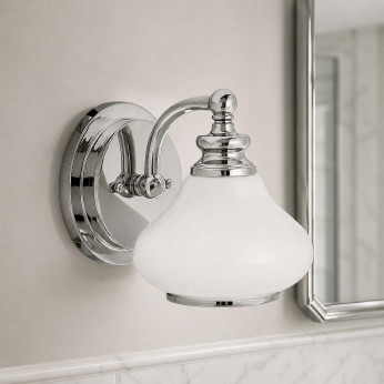 Hinkley Lampada da parete in acciaio diffusore in vetro a LED G9 dal design moderno Ainsley