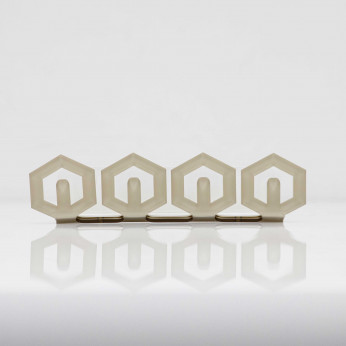 I Dettagli Portachiavi da parete in plexiglass con dettagli geometrici dal design moderno Floor