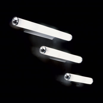 Ideal lux Applique da parete lunga con struttura in metallo e diffusore in vetro acidato Camerino