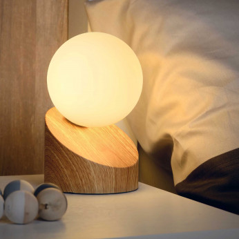 Lucide Lampada da comodino con base in metallo con diffusore in vetro a boccia Len