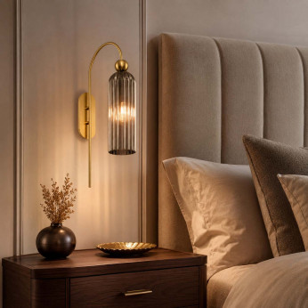 Maytoni Lampada da parete con singolo diffusore in vetro dalle linee moderne Antic