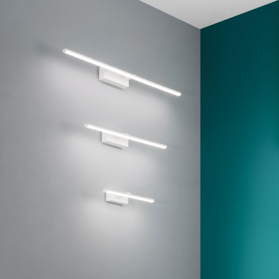 Fabas Luce - Nala - Lampada da parete piccola a LED con struttura in metallo in stile moderno - 1 Lampadina Led Integrato 6W - Lumen 540 - Gradi Kelvin 3000k Luce Calda - 44 - SKU: 3361-21