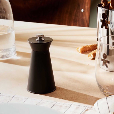  Alessi - Pèpè le Moko - Macinapepe con struttura in resina dal design moderno ed elagante - SKU: AJM09 