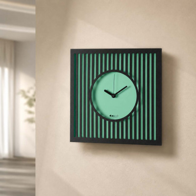 Arti e Mestieri Tiffany Orologio da parete compatto in metallo con design geometrico e stile moderno Colore: Verde Acqua