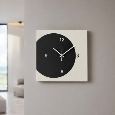Arti e Mestieri Ecleo Orologio da parete quadrato in metallo dal design minimal e geometrico Colore: Nero