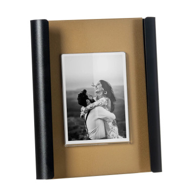 Arti e Mestieri - Angel - Portafoto da tavolo dal design moderno con cornice in metallo - Foto 12x17 - SKU: 0PF3924