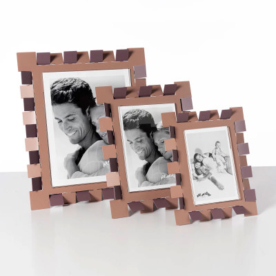 Arti e Mestieri Vertigo Portafoto da tavolo maxi in metallo dal design particolare Foto 20x25 Colore: Terracotta
