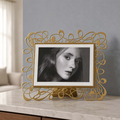 Arti e Mestieri Scarabocchio Portafoto grande orizzontale dal design moderno ed elegante Foto 18x13 Colore: Ocra