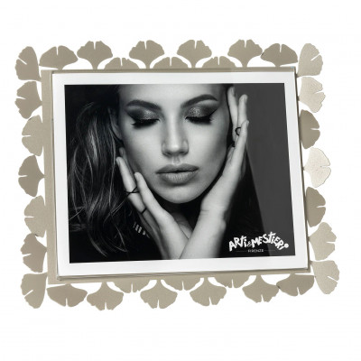 Arti e Mestieri - Ginkgo - Portafoto maxi orizzontale in metallo di design - Colore: Sabbia - Foto 25x20 - SKU: 0PF5199C68