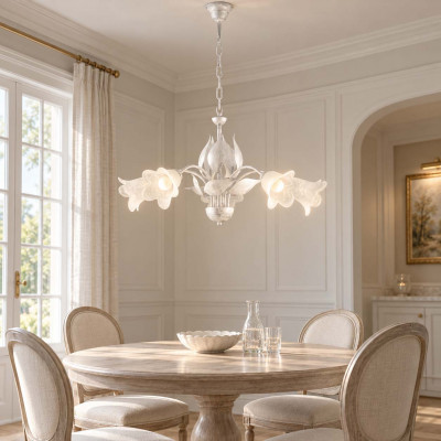 Be Light Olga Lampadario grande classica struttura in metallo e diffusori in vetro Colore: Bianco/Argento