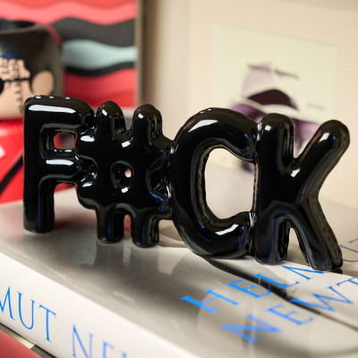 Blogo - F#ck - Soprammobile in ceramica con scritta Fuck - Colore: Nero - SKU: WRITE10-1216