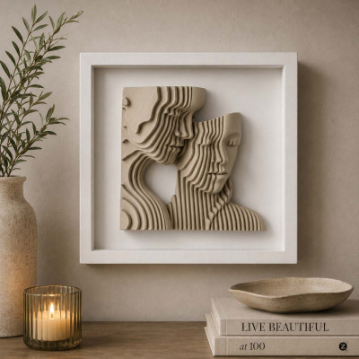 Bongelli Preziosi Coppia Stilizzata Quadro piccolo moderno con pannello in legno e volti in marmorino Colore: Bianco/Nocciola