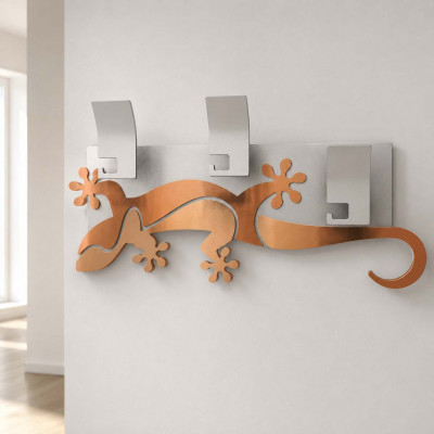 CalleaDesign - Geco Arrampicante - Appendiabiti da muro lineare in legno con 3 ganci e geco in legno - Colore: Pesca Chiaro - SKU: 54-13-2-22