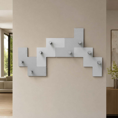 CalleaDesign - Clo Clo - Appendiabiti da parete per ingresso struttura in legno con 8 ganci in alluminio - Colore: Alluminio - SKU: 13-001-2