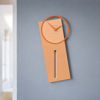 CalleaDesign Sherlock Orologio da parete a pendolo in legno dal design moderno ed elegante Colore: Pesca Chiaro