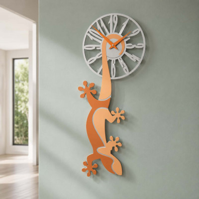 CalleaDesign Geco Penzolante Orologio da parete bellissimo in legno Colore: Pesca Chiaro