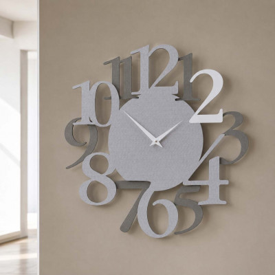 CalleaDesign Russell Orologio da parete in legno con numeri dal design moderno Colore: Gessato