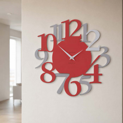 CalleaDesign Russell Orologio da parete in legno con numeri dal design moderno Colore: Rosso Fuoco