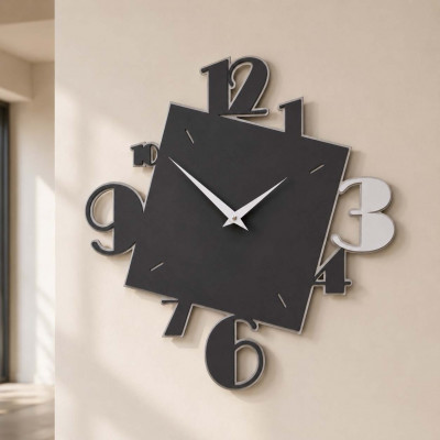 CalleaDesign Justine Orologio da parete in legno dal design moderno con quadrante con numeri Colore: Nero