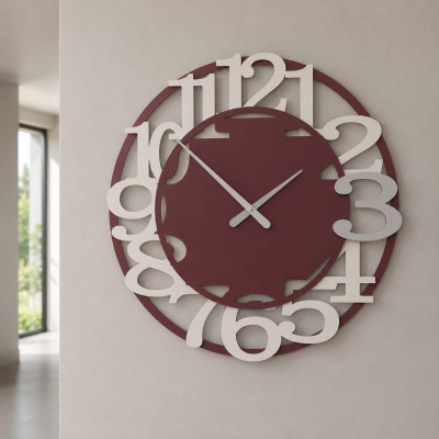CalleaDesign Viktor Orologio da parete moderno in legno con numeri decorativi e lancette in metallo Colore: Marsala
