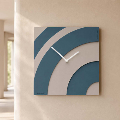 CalleaDesign Waves Orologio da parete quadrato in legno con design moderno e lancette in metallo Colore: Ottanio