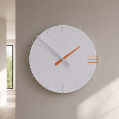 CalleaDesign Mike Orologio da parete rotondo in legno dal design moderno Colore: Bianco