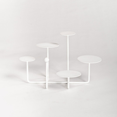 Formae Alzatina per dolci in acciaio verniciato in stile moderno "Coral" Colore: Bianco