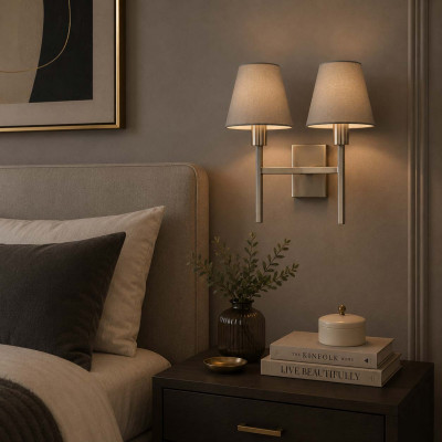 Elstead Lighting Lucerne Applique a parete moderna in acciaio con doppio paralume in tessuto Colore: Nichel