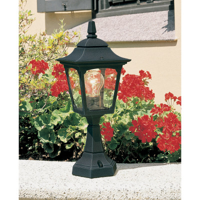 Elstead Lighting - Chapel - Lampioncino da giardino rustico piedistallo in alluminio e diffusore in vetro - Colore: Nero - 1 Lampadina E27 100W - IP44 - SKU: CPM4-BLACK