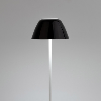 Emporium - Lucienne - Lampada da tavolo con struttura in metallo bianca e diffusore in PVC - Colore: Nero - 1 Lampadina - Led Integrato - 3W - Lumen 200 - Gradi Kelvin 3000k Luce Calda - IP55 - SKU: E120094010