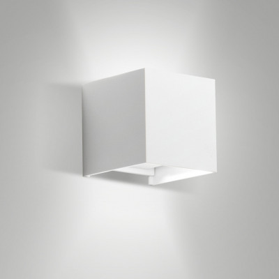 Fabas Luce - Cuba - Applique LED da esterno in alluminio dal design moderno - 1 Lampadina Led Integrato 12W - Lumen 1448 - Gradi Kelvin 3000k Luce Calda - IP54 - SKU: 6541-21