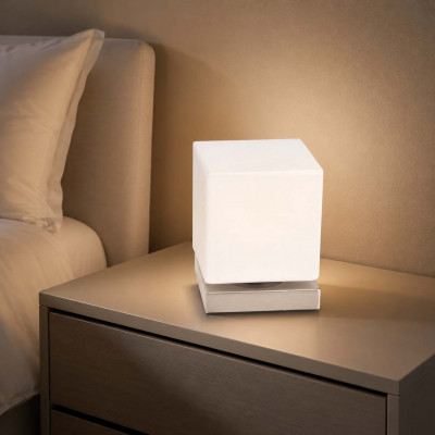 Fabas Luce Brenta Lampada da comodino LED dimmerabile in metallo con diffusore in vetro Colore: Nichel