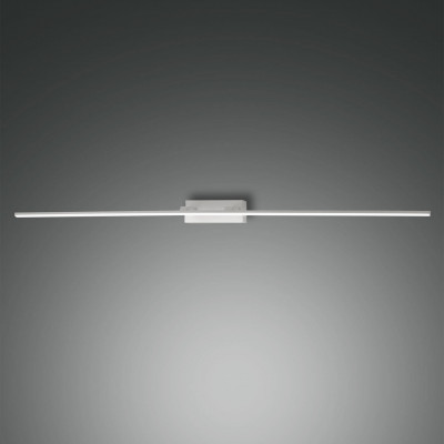 Fabas Luce - Nala - Lampada da parete lunga a LED con struttura in metallo in stile moderno - Colore: Bianco - 1 Lampadina - Led Integrato - 20W - Lumen 2460 - Gradi Kelvin 3000k Luce Calda - IP44 - SKU: 3361-29-102