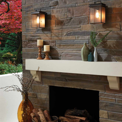 Feiss - Glenview - Lanterna da parete per esterno con struttura in alluminio e diffusore in vetro - Colore: Bronzo - 1 Lampadina E27 60W - IP44 - SKU: FE-GLENVIEW-M