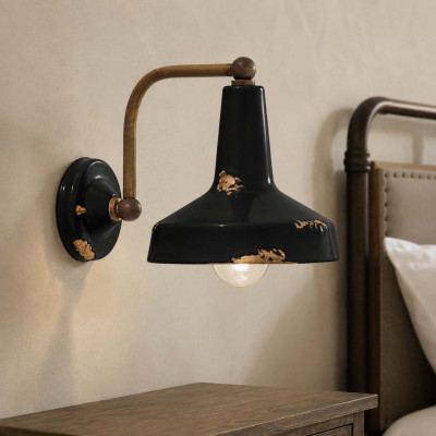 FerroLuce Vintage Lampada da parete in stile industrial in metallo con diffusore in ceramica Colore: Nero
