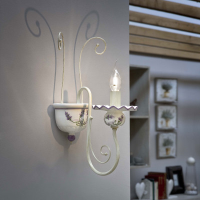 FerroLuce - Sanremo - Lampada da parete rustica in metallo con dettagli in ceramica decorata a mano - 1 Lampadina E14 42W - IP20 - SKU: C413-BO-69.DEC.LAV
